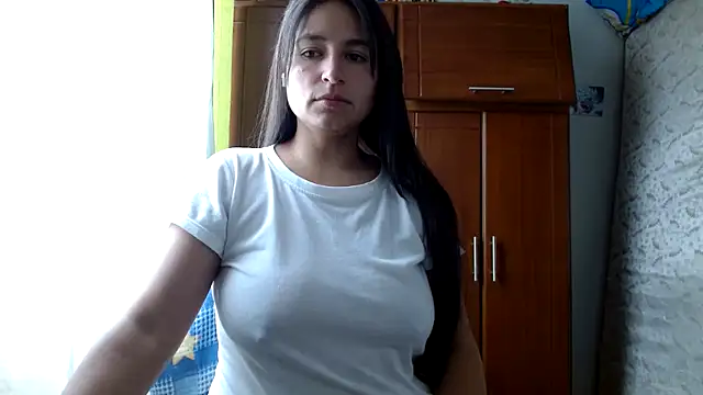 Escarcha-blue online show from April 2026 04:35:02 PM