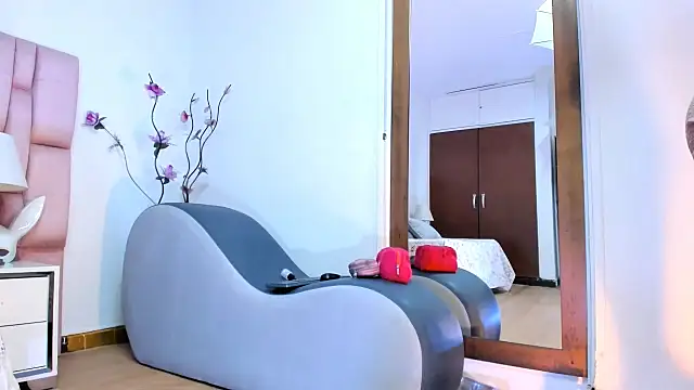 kamii arias online show from March 2026 12:21:02 PM