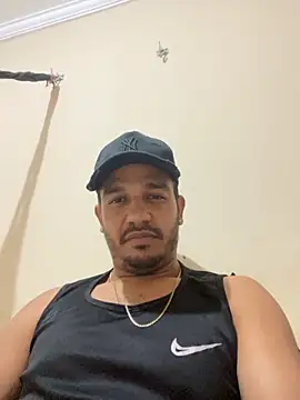 Snapshot of Lindp190194 chatting on November 2025 06:01:02 PM Lindp190194 online show from November 2025 06:01:02 PM