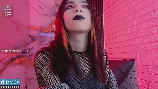 MaeveKuro online show from June 2026 03:27:02 AM