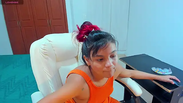 Snapshot of gime_lara chatting on September 2025 06:30:01 PM gime lara online show from September 2025 06:30:01 PM