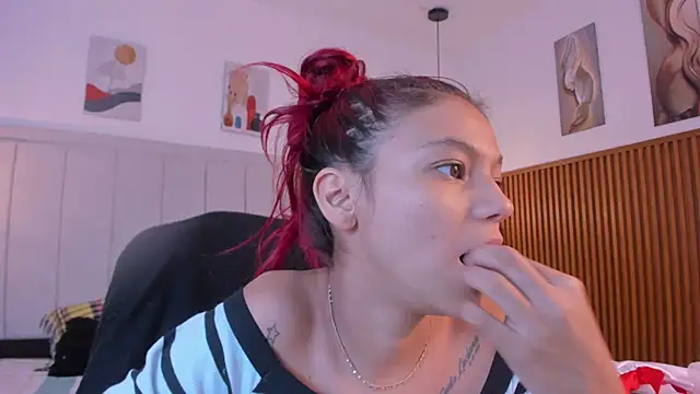 Snapshot of gime_lara chatting on March 2026 12:32:01 PM gime lara online show from March 2026 12:32:01 PM