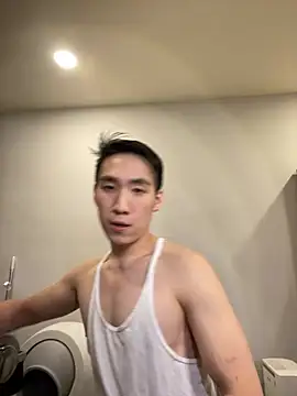 Snapshot of Hon1069 chatting on March 2025 04:07:02 PM Hon1069 online show from March 2025 04:07:02 PM