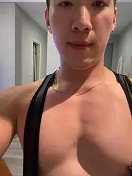 Snapshot of Hon1069 chatting on September 2025 01:45:02 PM Hon1069 online show from September 2025 01:45:02 PM