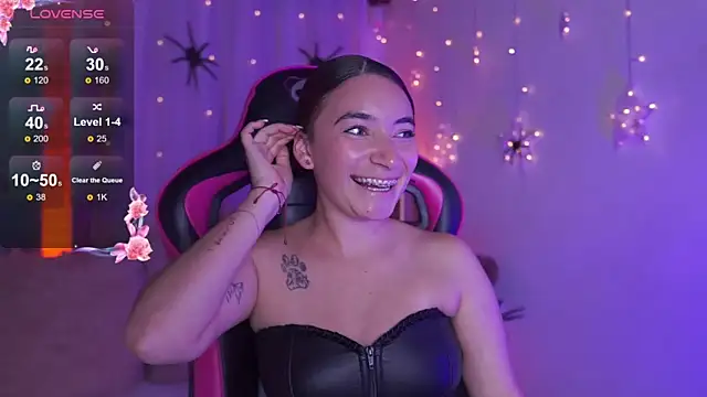 issa monterrey online show from October 2025 11:39:01 PM