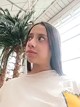 zephyra-angels online show from September 2025 09:51:01 PM