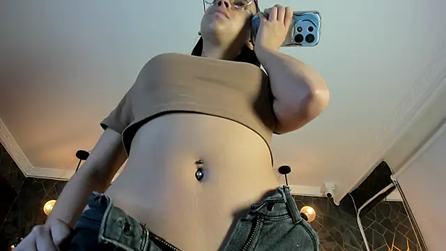 zephyra-angels online show from October 2025 04:10:01 AM