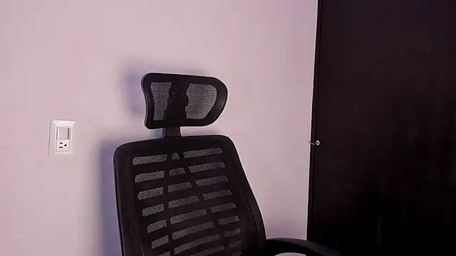 zephyra-angels online show from March 2026 03:12:02 AM