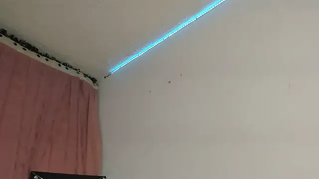 zephyra-angels online show from March 2026 03:12:01 AM