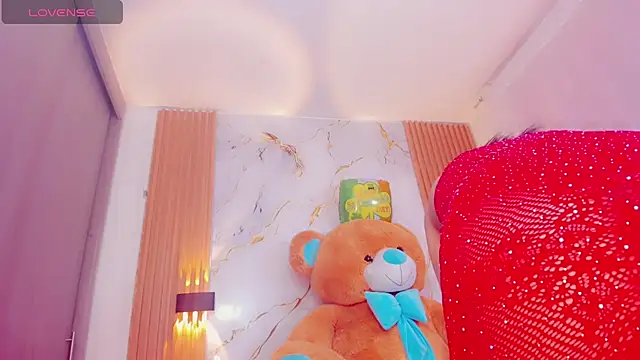 Snapshot of ValeriCardenas chatting on March 2025 02:44:02 PM ValeriCardenas online show from March 2025 02:44:02 PM