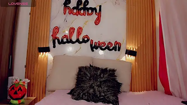 Snapshot of ValeriCardenas chatting on October 2025 01:01:02 AM ValeriCardenas online show from October 2025 01:01:02 AM