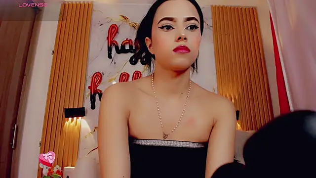 Snapshot of ValeriCardenas chatting on October 2025 11:47:01 PM ValeriCardenas online show from October 2025 11:47:01 PM