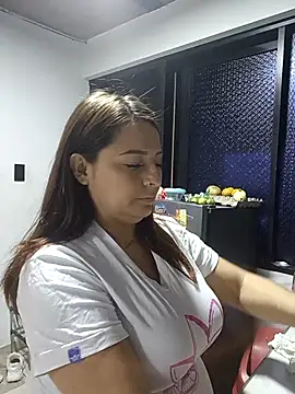 Snapshot of nahomysaints chatting on December 2025 02:06:01 AM nahomysaints online show from December 2025 02:06:01 AM