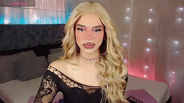 Dalila moan online show from May 2026 09:42:02 PM