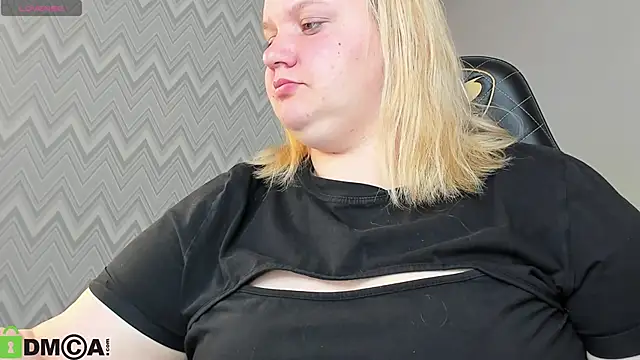 Snapshot of Amy_Hall chatting on September 2025 12:21:01 AM Amy Hall online show from September 2025 12:21:01 AM