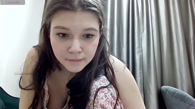 Kelly Ember online show from December 2025 07:53:02 PM