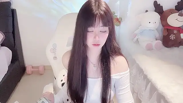 Milla-z online show from September 2025 08:14:01 AM