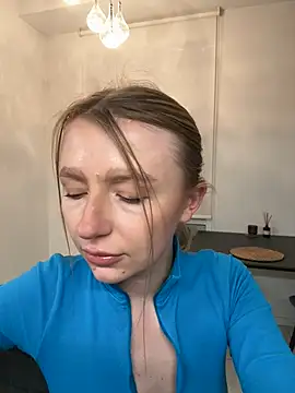 Snapshot of EvaBrooklyn chatting on March 2025 06:01:02 PM EvaBrooklyn online show from March 2025 06:01:02 PM