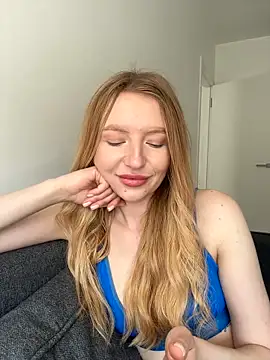 Snapshot of EvaBrooklyn chatting on March 2025 09:46:02 AM EvaBrooklyn online show from March 2025 09:46:02 AM