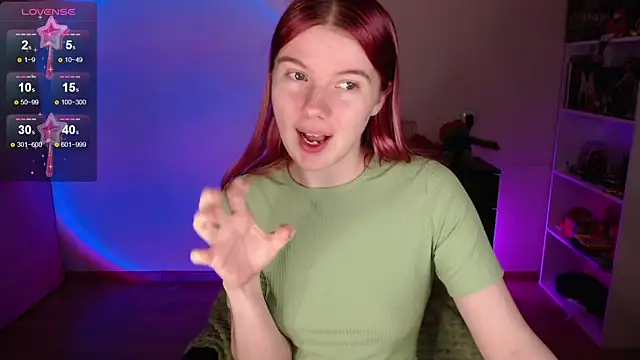 Strawberry juli online show from November 2025 05:02:02 AM