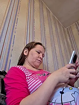 Snapshot of -Kathrine_kit- chatting on October 2025 08:27:05 AM -Kathrine kit- online show from October 2025 08:27:05 AM