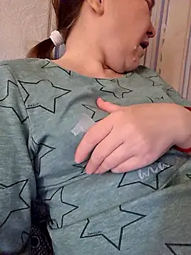 Snapshot of -Kathrine_kit- chatting on November 2025 08:58:01 AM -Kathrine kit- online show from November 2025 08:58:01 AM