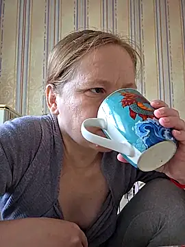 Snapshot of -Kathrine_kit- chatting on November 2025 09:20:01 AM -Kathrine kit- online show from November 2025 09:20:01 AM