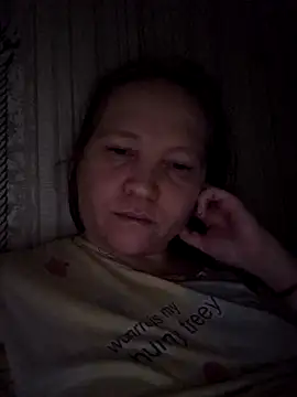 Snapshot of -Kathrine_kit- chatting on November 2025 08:44:01 PM -Kathrine kit- online show from November 2025 08:44:01 PM