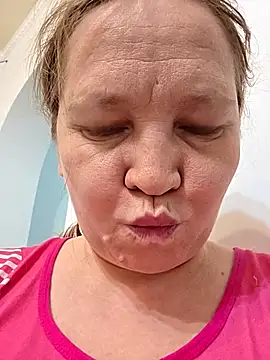 Snapshot of -Kathrine_kit- chatting on December 2025 04:14:02 PM -Kathrine kit- online show from December 2025 04:14:02 PM