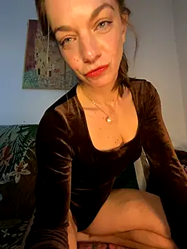 Snapshot of Rosemarie_Blu chatting on December 2025 10:57:02 AM Rosemarie Blu online show from December 2025 10:57:02 AM