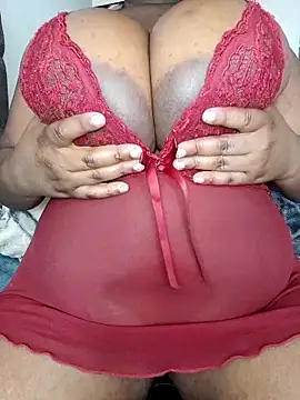 Snapshot of wamie12 chatting on September 2025 07:07:01 AM wamie12 online show from September 2025 07:07:01 AM