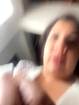 Madisson-Rivas online show from November 2025 05:59:01 PM