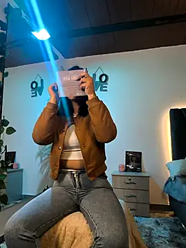 miaoconell online show from February 2026 09:14:02 PM