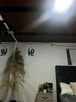 miaoconell online show from May 2026 10:17:01 PM