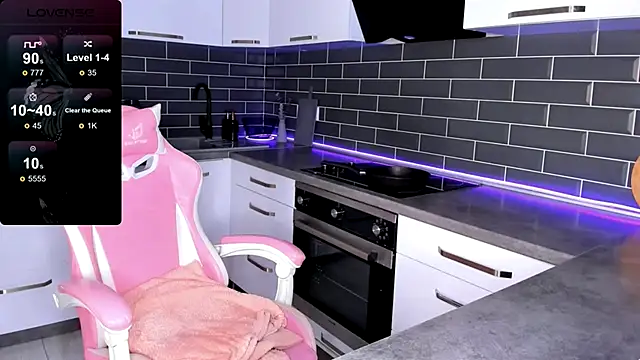 Snapshot of ShaiyaMinn3 chatting on November 2025 09:48:02 PM ShaiyaMinn3 online show from November 2025 09:48:02 PM