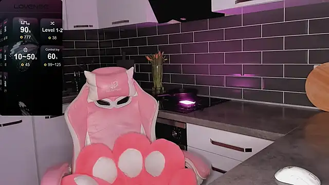 ShaiyaMinn3 online show from March 2026 06:49:01 PM