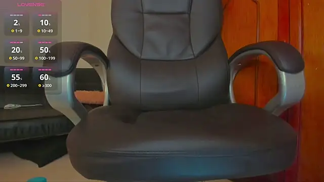 MxsterJohn online show from March 2025 11:26:01 PM