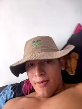 Snapshot of Babyalienqm chatting on December 2025 03:07:02 PM Babyalienqm online show from December 2025 03:07:02 PM