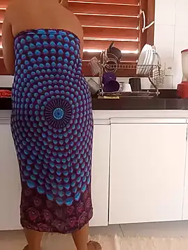 ebonye  online show from September 2025 01:47:02 PM