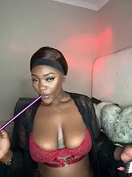 Snapshot of PrincessTamara chatting on November 2025 05:44:02 PM PrincessTamara online show from November 2025 05:44:02 PM