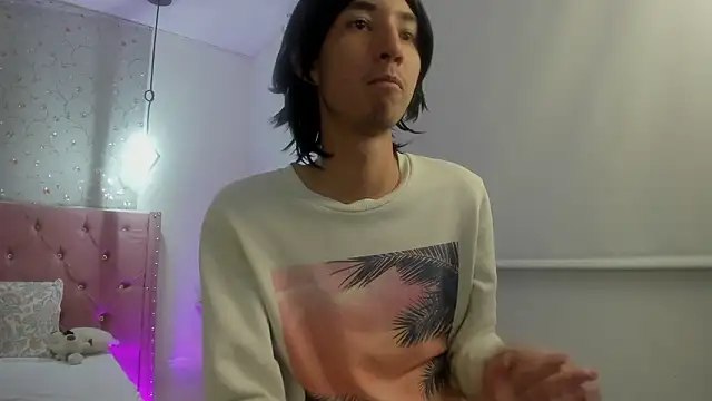 Snapshot of loverisu-coral chatting on February 2026 11:28:01 PM loverisu-coral online show from February 2026 11:28:01 PM