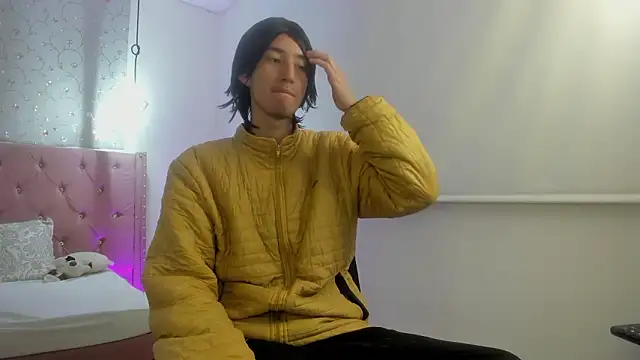 Snapshot of loverisu-coral chatting on February 2026 11:58:02 PM loverisu-coral online show from February 2026 11:58:02 PM