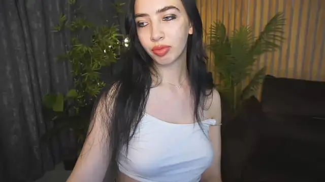 Snapshot of WildKittenX_ chatting on October 2025 05:49:01 AM WildKittenX online show from October 2025 05:49:01 AM