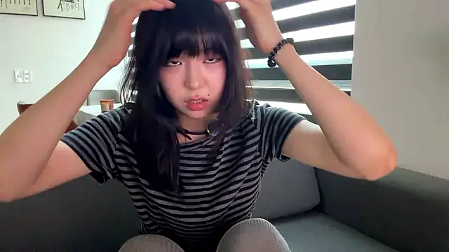 melana love online show from March 2026 10:41:01 AM