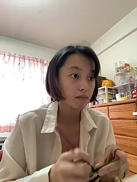 ladypaggy online show from November 2025 04:32:02 AM