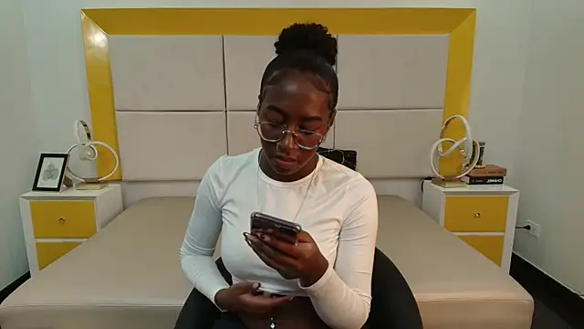 Qeen blackk online show from November 2025 07:57:01 PM