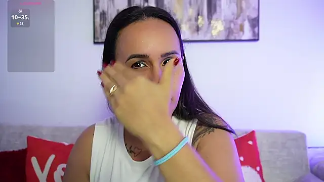 Snapshot of Sara_Charmy chatting on October 2025 12:01:02 PM Sara Charmy online show from October 2025 12:01:02 PM