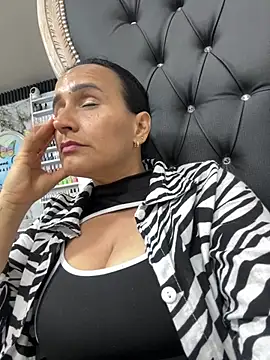 Snapshot of Sara_Charmy chatting on March 2026 10:04:02 PM Sara Charmy online show from March 2026 10:04:02 PM