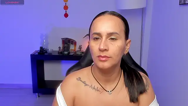Snapshot of Sara_Charmy chatting on June 2026 12:18:01 PM Sara Charmy online show from June 2026 12:18:01 PM