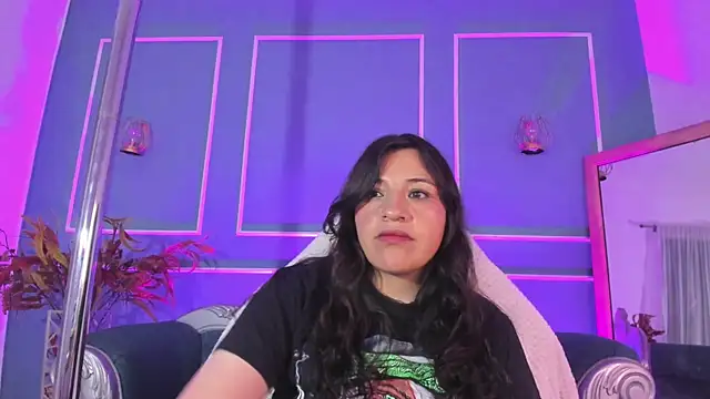 TaraTaylorr online show from October 2025 02:34:01 AM